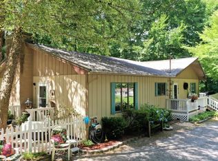 1610 Barkers Creek Rd, Whittier, NC 28789