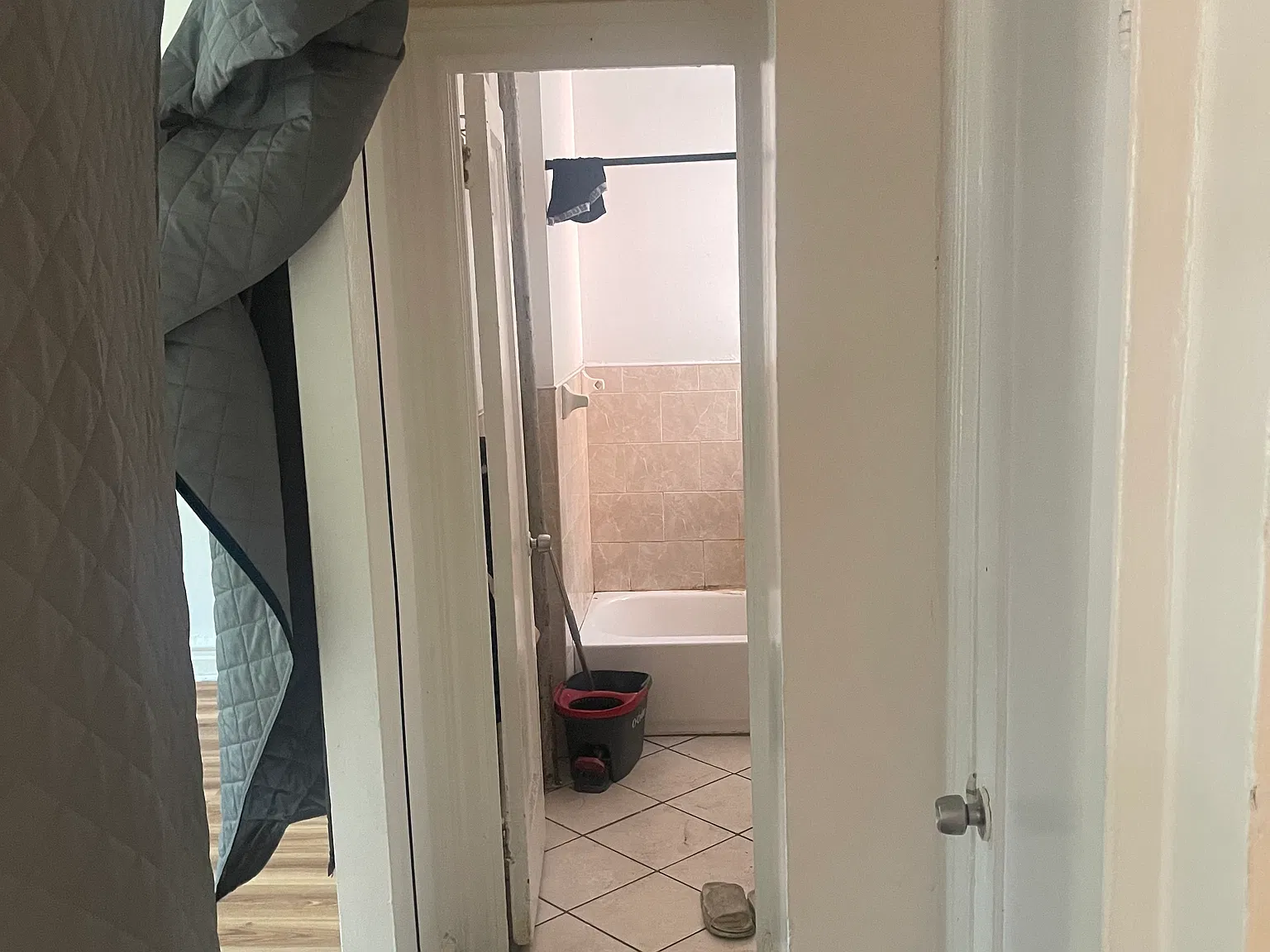 1 bed, $2,000 — Photo 4