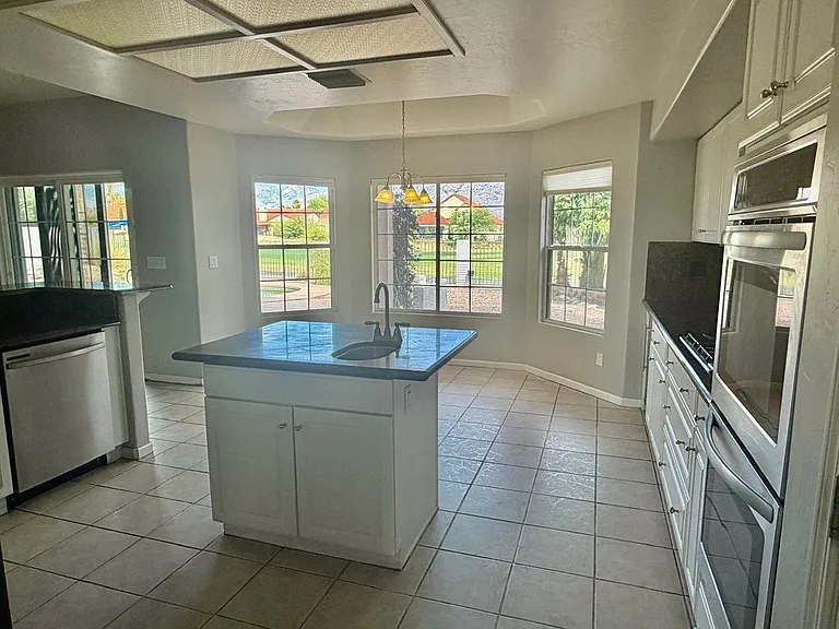 11018 N Mountain Breeze Dr — Photo 26