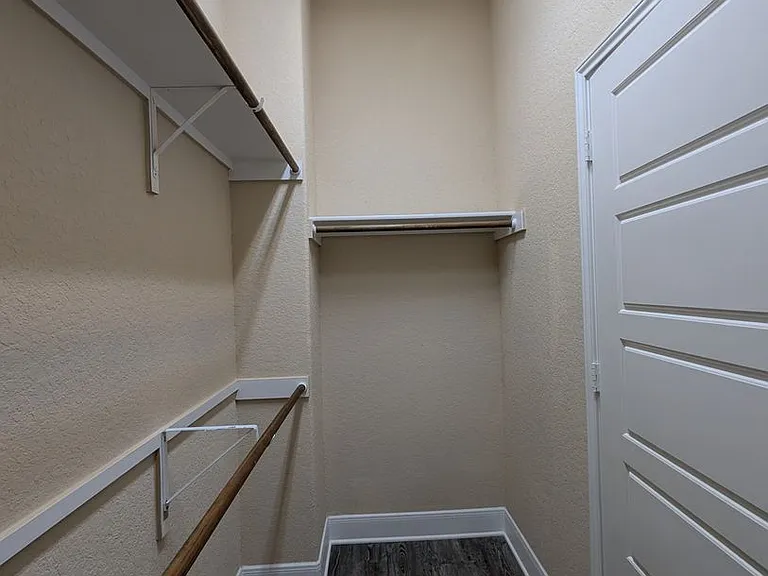 1227 Old FM 306 — Photo 18