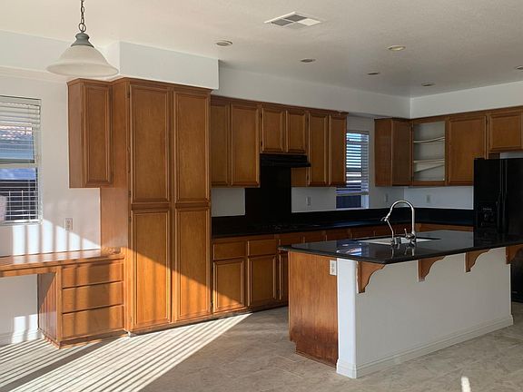 2nd image of 34035 Pamplona Ave