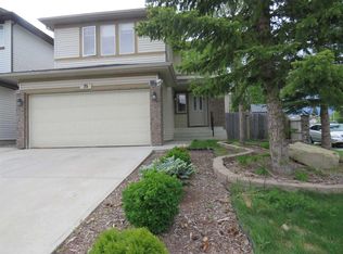 35 NE Panamount Vw NW, Calgary, AB T3K0A6