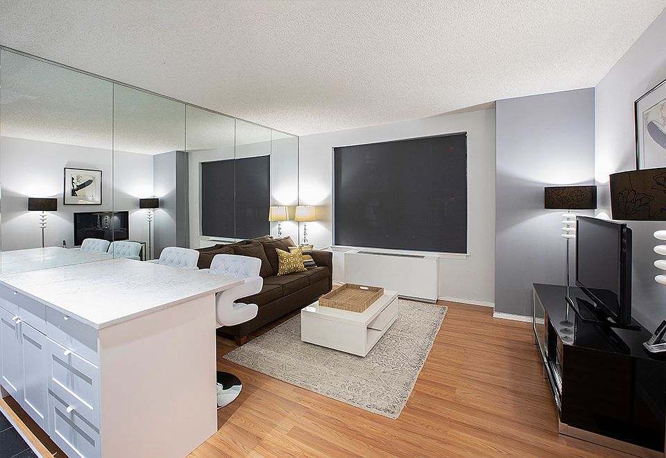 1st image of 150 W 51st St APT 2030