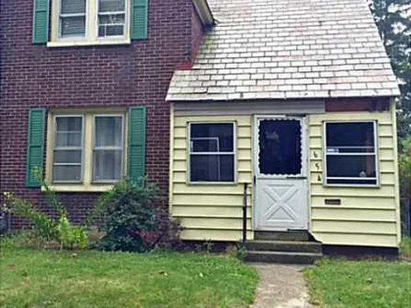 654 Euclid Ave, Erie, PA 16511