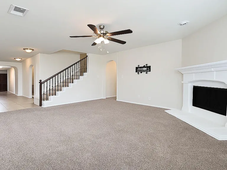 15841 Oak Pointe Dr — Photo 7