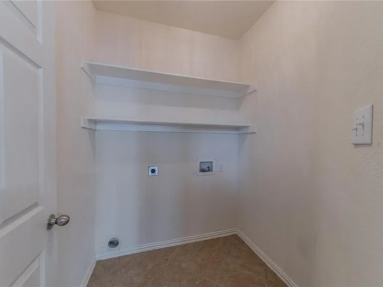 14504 Logan Springs Dr — Photo 26