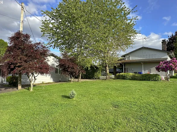 36868 SE Hauglum Rd, Sandy, OR 97055