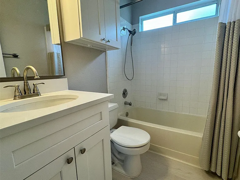 1806 Dublin Dr — Photo 14