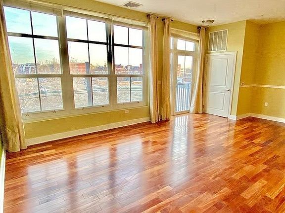 2nd image of 55 Mallory Ave APT 57