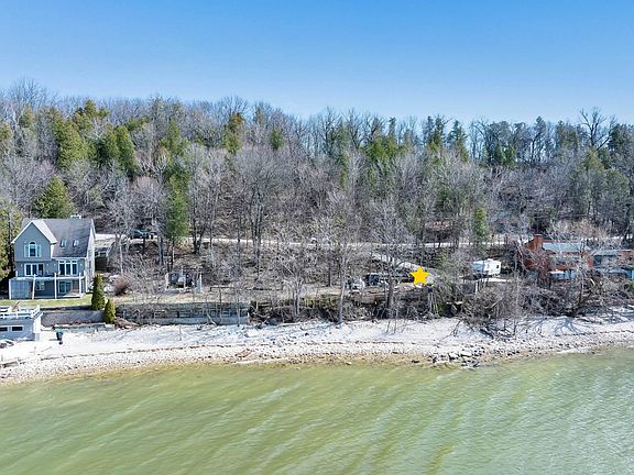 4th image of 5341 Edgewater Beach Rd