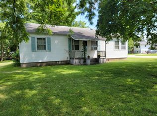 607 E 6th Ave, Brodhead, WI 53520