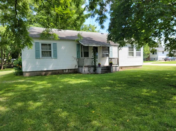 607 East 6th Avenue, Brodhead, WI 53520