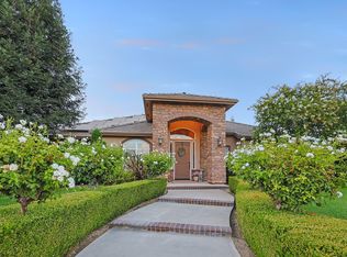 2189 Stroud Ave, Kingsburg, CA 93631