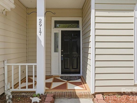 4th image of 2917 Dellinger Dr