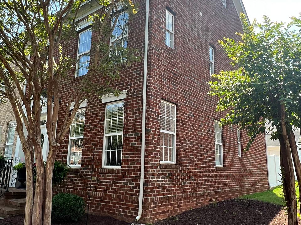 1st image of 123 Quarter Ln