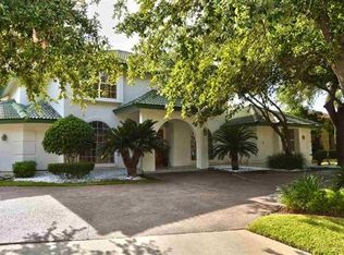 1402 Wingfoot Loop, Laredo, TX 78045