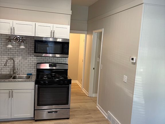4th image of 36 School St APT 1