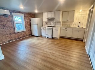 423 S Main St APT 4, Chambersburg, PA 17201