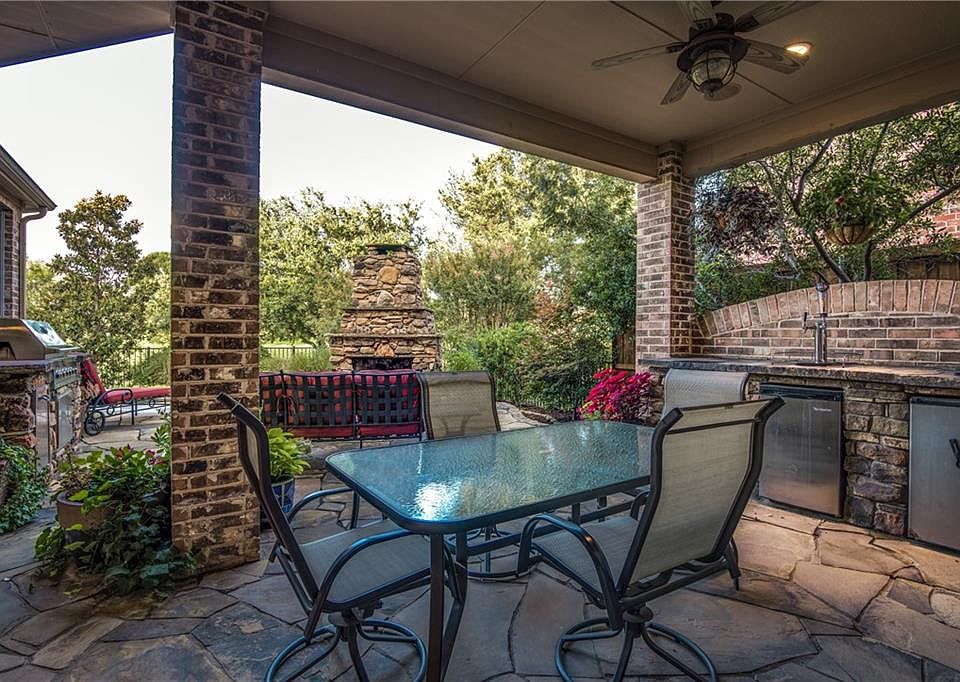 2nd image of 5474 Beacon Hill Dr