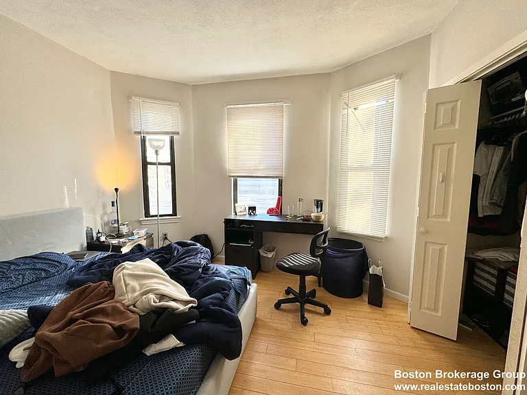1578 Tremont St — Photo 6