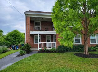 149 E Broad St APT 1, New Holland, PA 17557