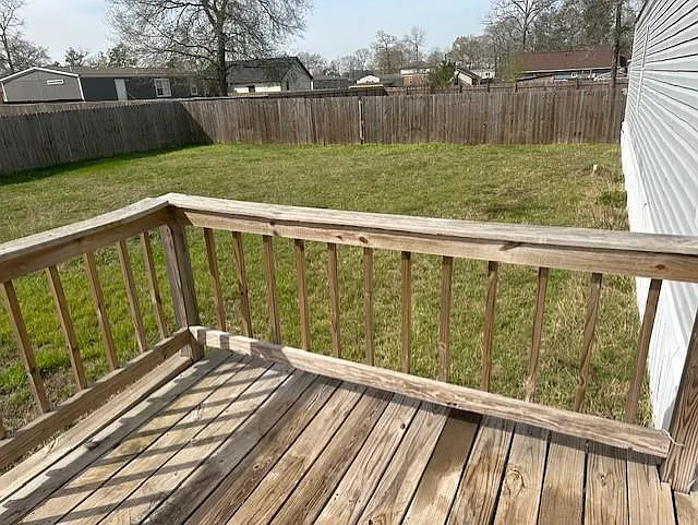 16496 Dunhill Ln — Photo 16