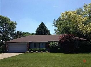 1337 Greenhills Rd, Greenfield, IN 46140