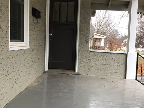 2nd image of 554 S Harrison Ave