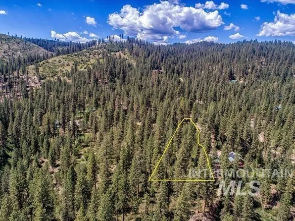 Cedar Cir, Idaho City, ID 83631
