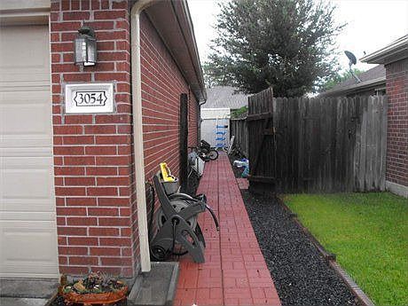 4th image of 3054 Texas Oak Dr
