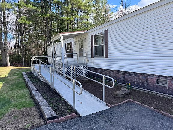 2nd image of 1676 Hudson Road