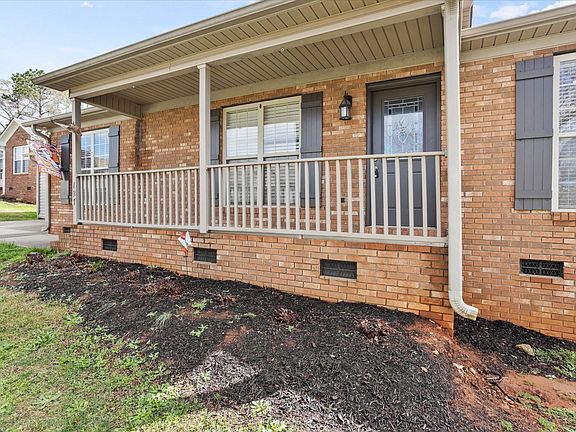 2nd image of 127 Harvest Ridge Dr