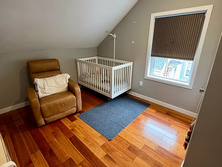 73R Rush St — Photo 20