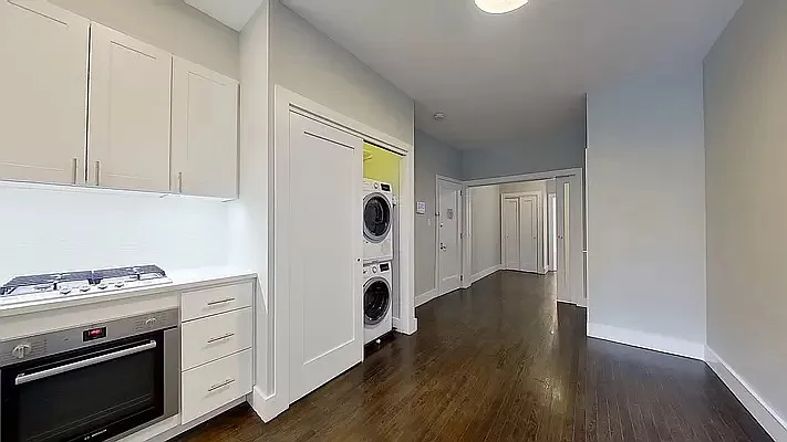 Rented by REAL New York | media 7