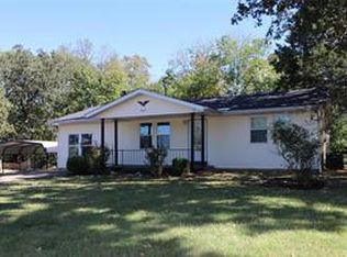 1002 Perrine St, Farmington, MO 63640