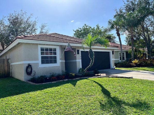 12280 Dartmoor Dr