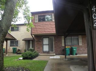 402 Arrow Trl, Wheeling, IL 60090