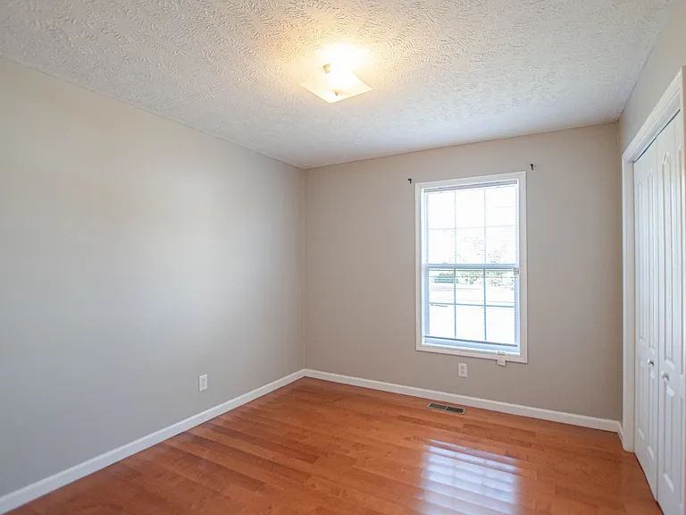 1481 McClardy Rd — Photo 11