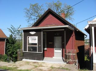 321 Chestnut St, Jeannette, PA 15644