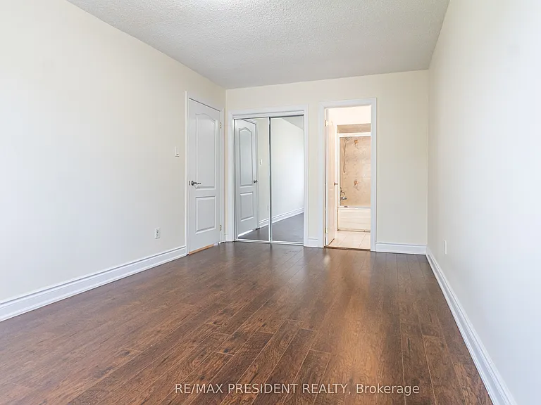 17 Manitou Cres #UPPER — Photo 19