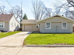 1212 W 7th St S, Newton, IA 50208
