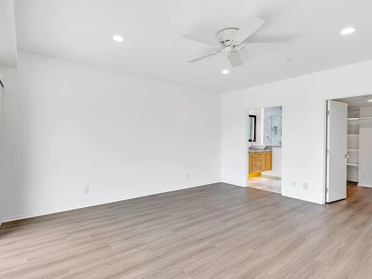 384 Loma Ter — Photo 19