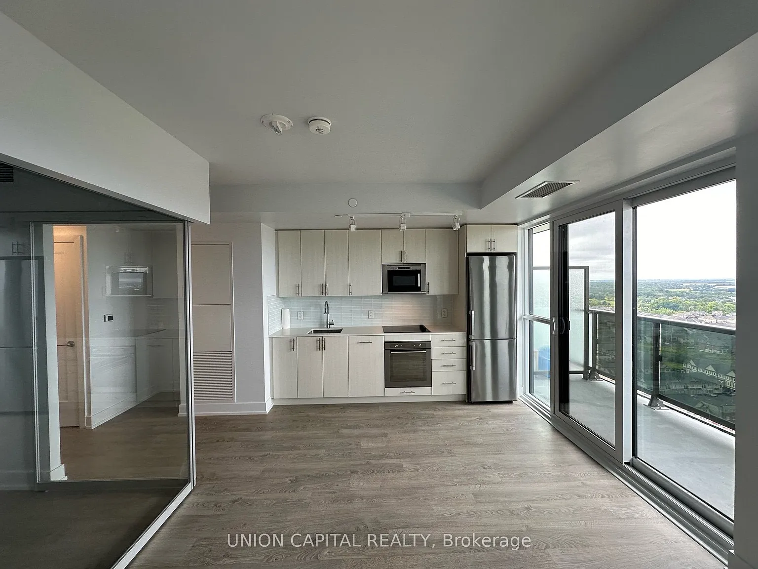 1 bed, $2,050 — Photo 3