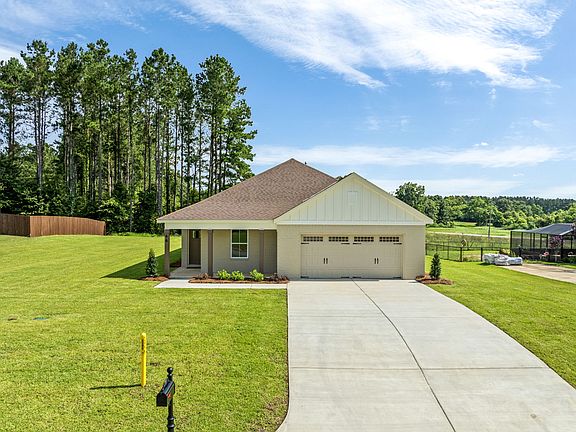66 Daffofil Court in Chase Ridge