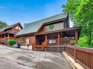2024 Bear Haven Way, Sevierville, TN 37876