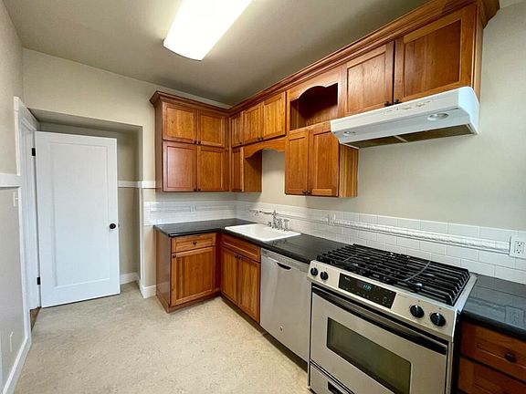 4th image of 5044 Geary Blvd