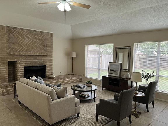 3rd image of 21310 Bridgepoint Ln
