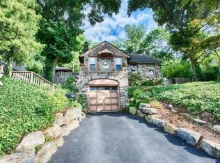 2320 Park Ave, Easton, PA 18045