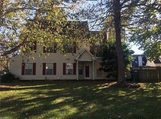 114 White Ridge Ln, Yorktown, VA 23693