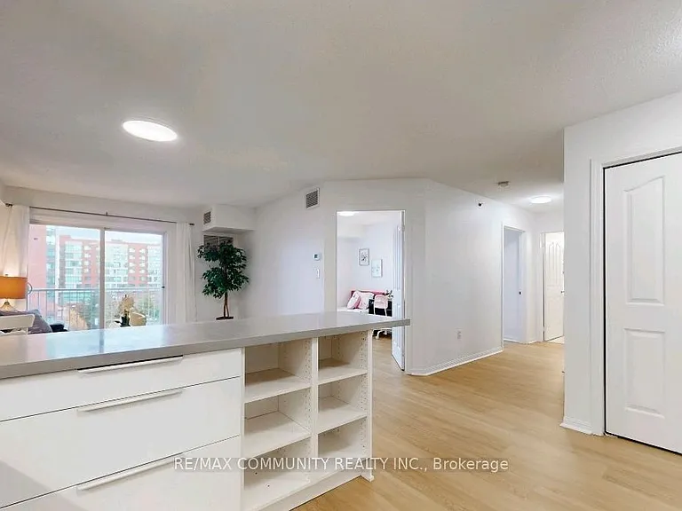 5225 Finch Ave E #423 — Photo 13
